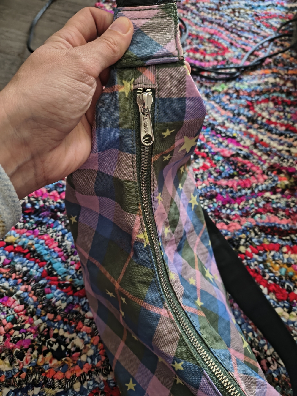 Star Plaid Baggu Crescent Medium